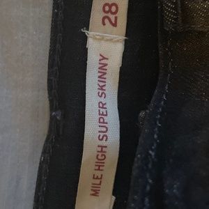 Black Levis Jeans